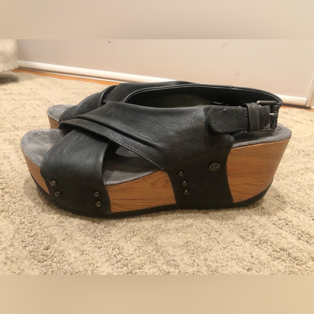 Leather Bussola Platform Sandals Size 7 US / 38 EU